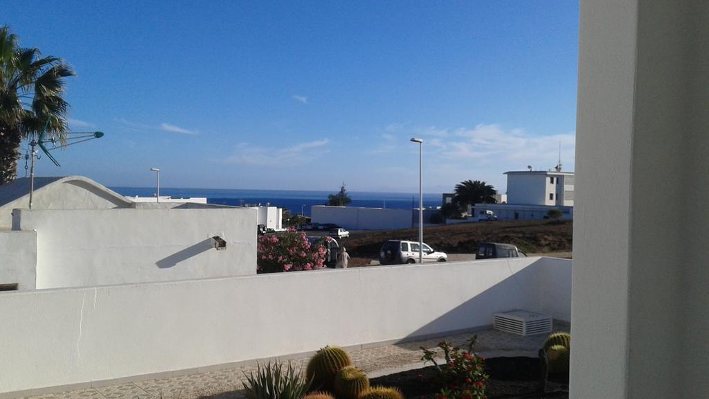 Los Panelos B1 Puerto del Carmen  Bilik gambar