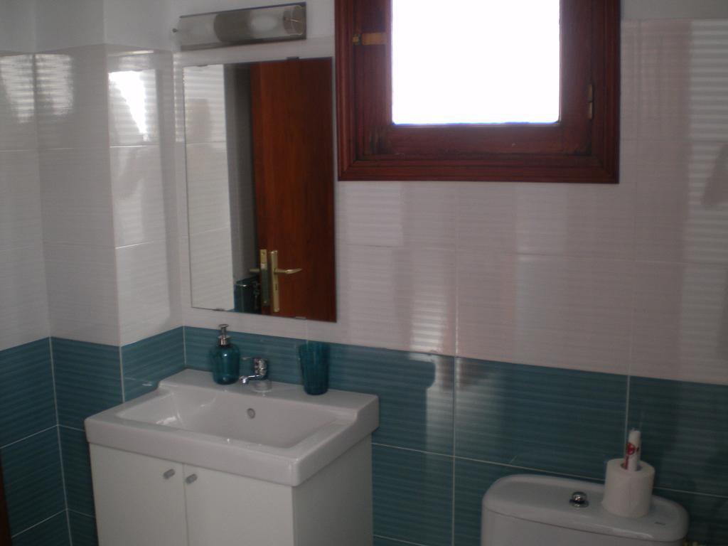 Los Panelos B1 Puerto del Carmen  Bilik gambar
